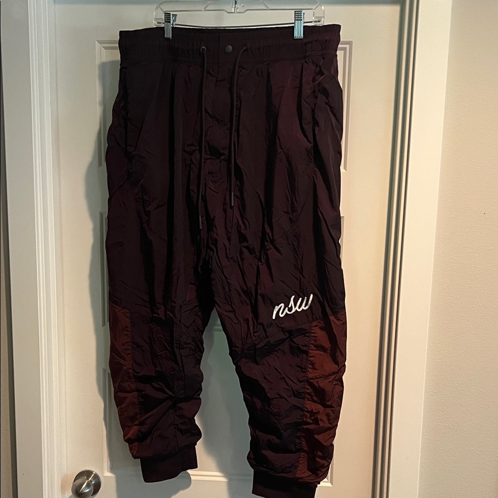 Nike NSW Men's purple/Burgandy Jogger Pants